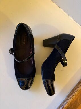 Clarks Black Suede and Patent Mary Jane Block Heel Pumps